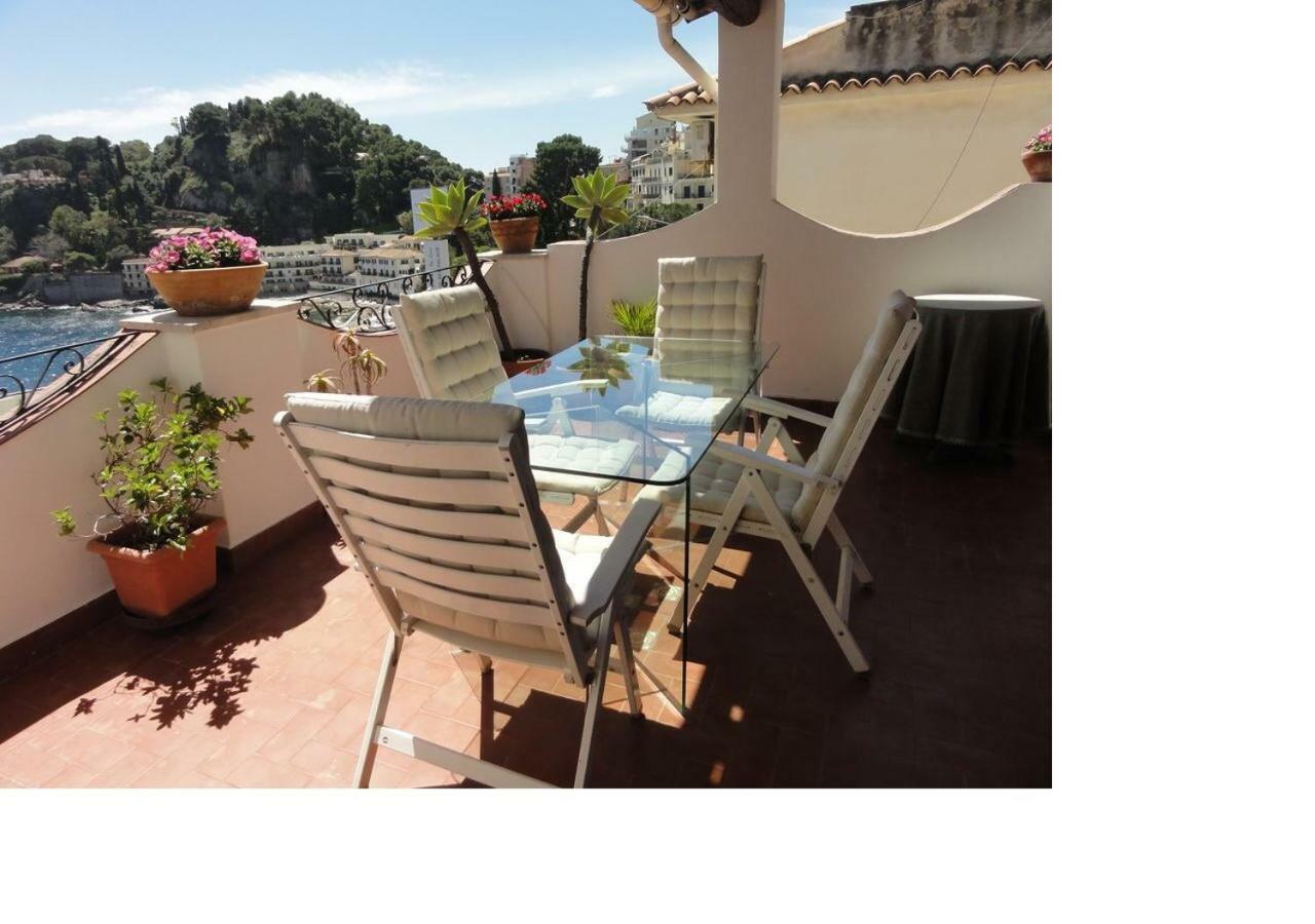 Apartmán La Bomboniera Della Brigata Spendereccia! Taormina Exteriér fotografie