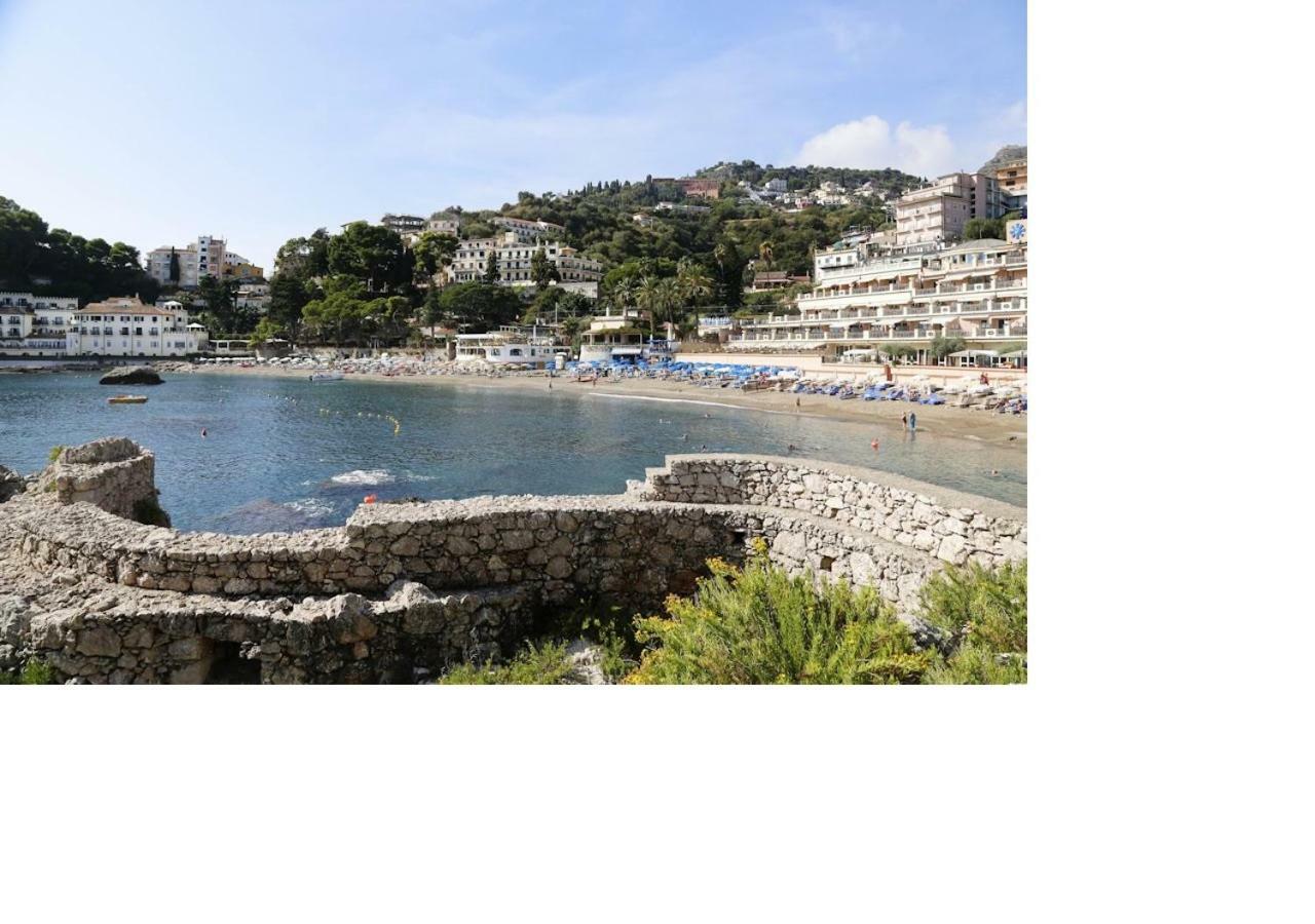 Apartmán La Bomboniera Della Brigata Spendereccia! Taormina Exteriér fotografie