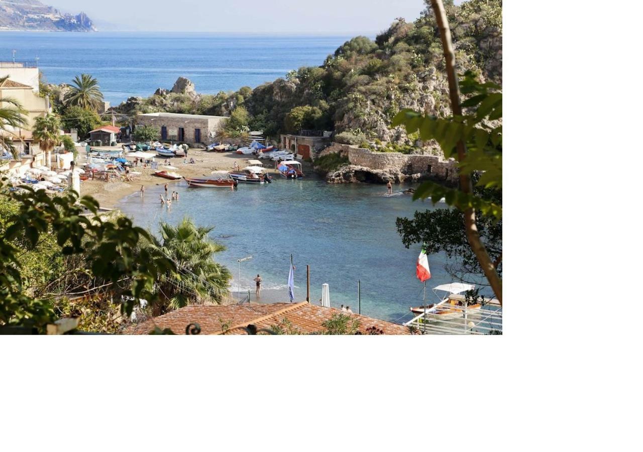 Apartmán La Bomboniera Della Brigata Spendereccia! Taormina Exteriér fotografie